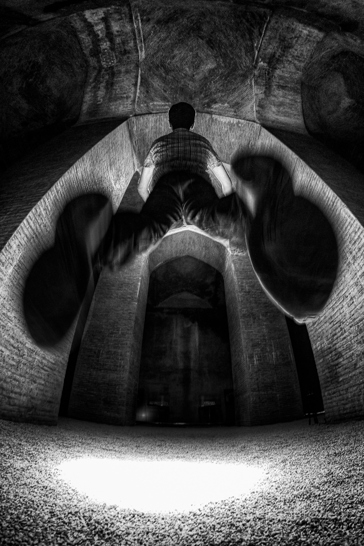 Jump to Fly, Vakil water reservoir, Shiraz, Iran